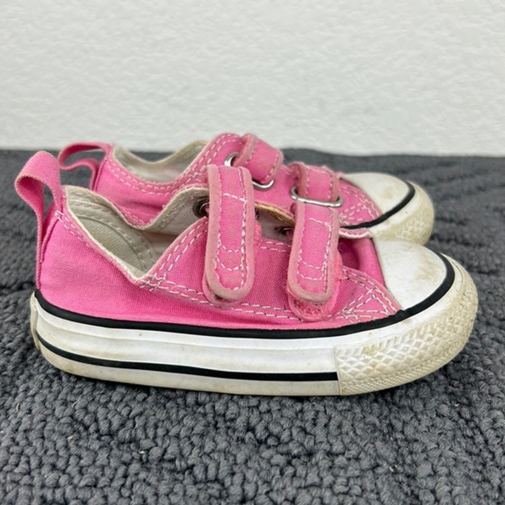 Converse Shoes Kids 4 Pink White Sneaker Easy Closure Hook Eye Velco Barbie Girl